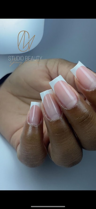 Studio Beauty Gleicy Martins