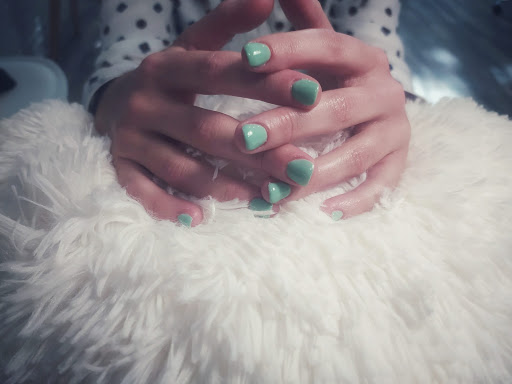 Laura Castro-Estudio de Belleza - Thumbnail