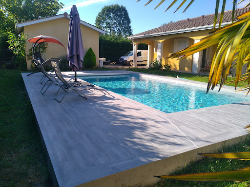 Photo de Piscine Dugain Coutras - H2O techniques et piscines à Sablons (33910)