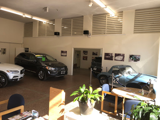 Merrimack Street Volvo Cars - Thumbnail