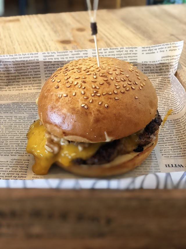 Authentique Burger