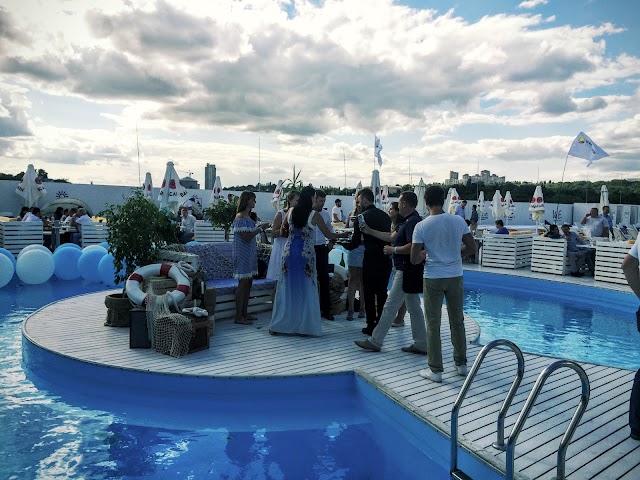 City Beach Club
