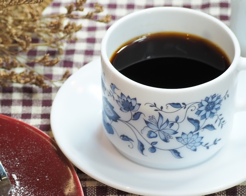 チカキッサ.タブコThe coffee shop in the basement Tabco