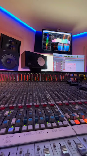 Comentarii opinii despre THE IMPERIO MUSIC