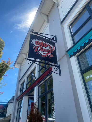 Dad's Diner - Visual