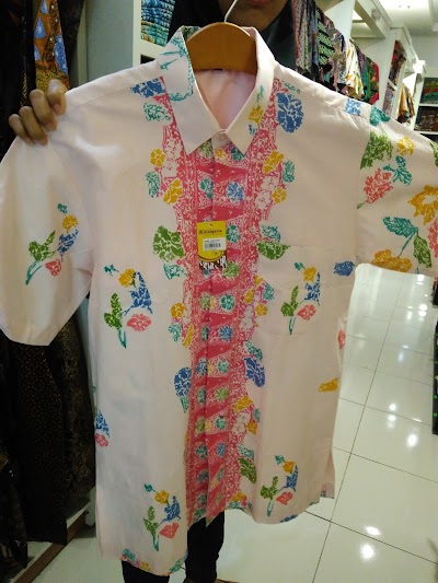 Photos of Margaria Batik 3