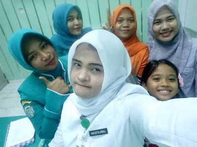 Photos of Dewi Clinical