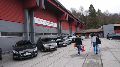 Photos of Sl&aring;tthaug sports hall