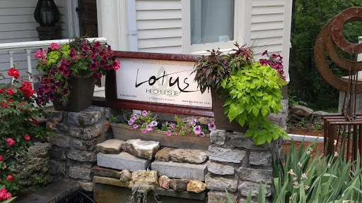 Lotus House by Eureka Zen - Thumbnail