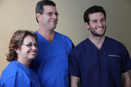 Photo of Carballo Animal Clinic Todas