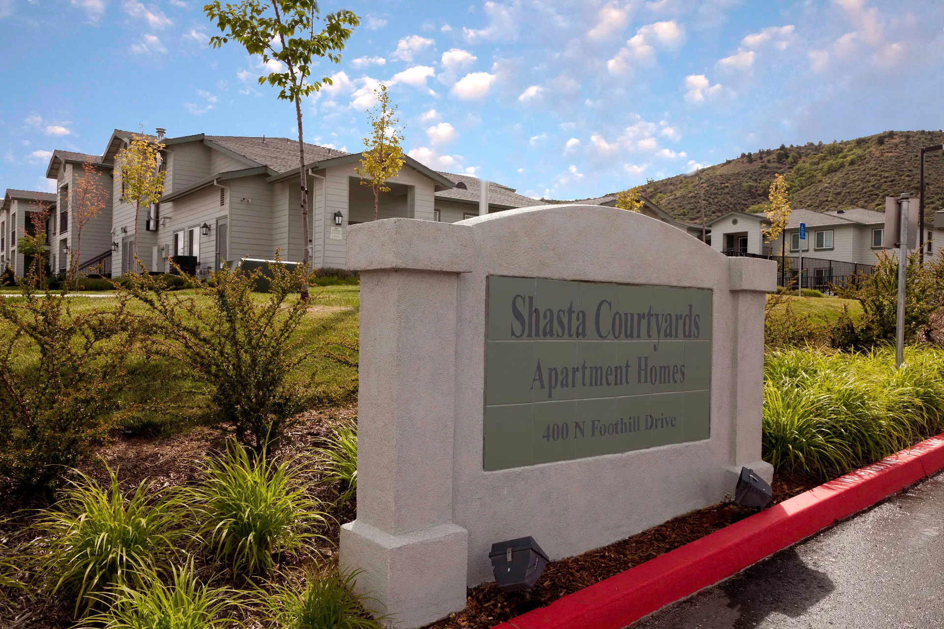 Shasta Courtyards