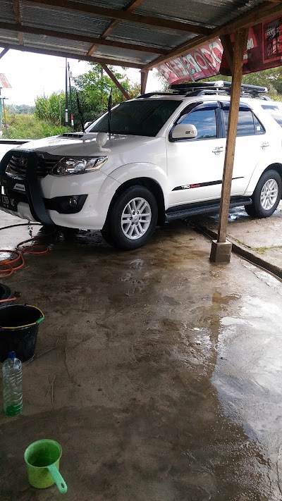 Photos of Iyas Door Smeer Siraituruk/cuci Mobil&motor