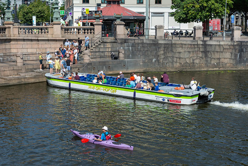 Hop On - Hop Off Boat Tour