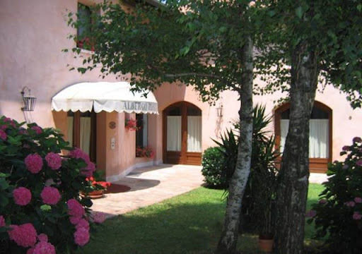 Albergo Posta - Visual