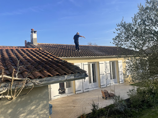 Photo de Noerenov Travaux de couvertures,étanchéité,démoussage Hydrofuge.travaux de peinture inter/exter à Maurens (24140)