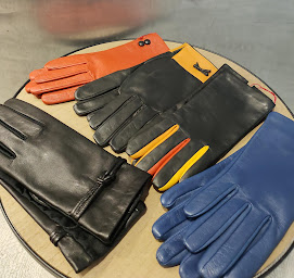 Photo n°24 de Linea Moda à Toulouse (Boutique d'articles de mariage)