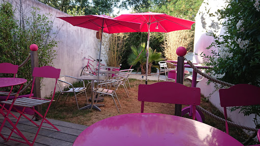 Photo 2 - Burger Belleville