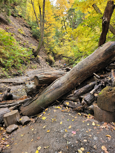 Eternal Flame Hiking Trailhead Parking - Thumbnail