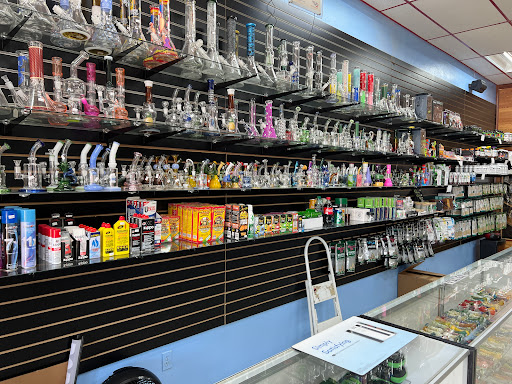 Smokers Heaven Smoke and Vape Shop - Thumbnail