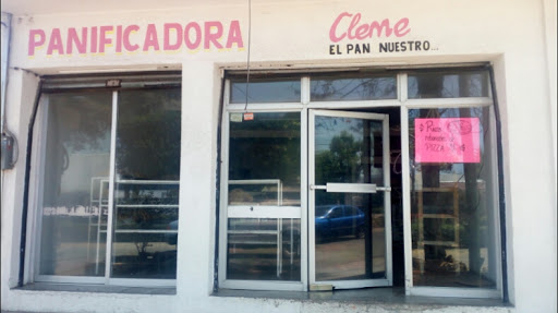 Panificadora y Pasteleria Cleme el pan nuestro...