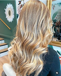 Photo n°14 de Le Miroir Des Coquettes Saint Sébastien sur Loire à Saint-Sébastien-sur-Loire (Salon de coiffure)