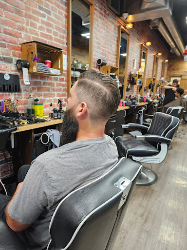 Mr. Barber Tamarack - Thumbnail