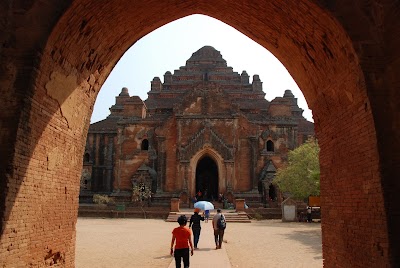 Photos of Dhammayan Gyi Temple