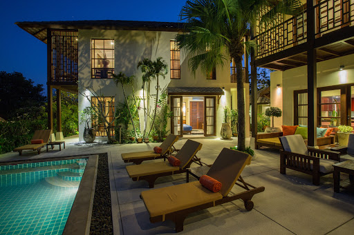 The Hideaway Suites