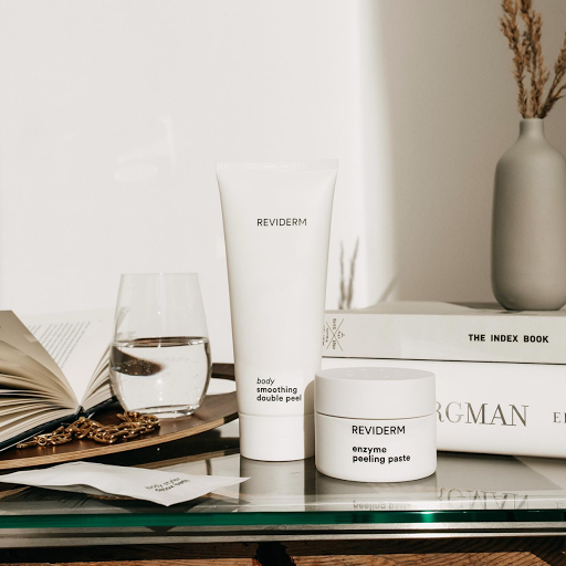 Reviderm Cosmetics - Visual
