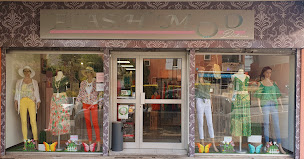 Photo n°1 de Flash'Mod'Didine - Boutique de vêtements pour femmes à prix doux à Plan-de-Cuques (Magasin de vêtements)