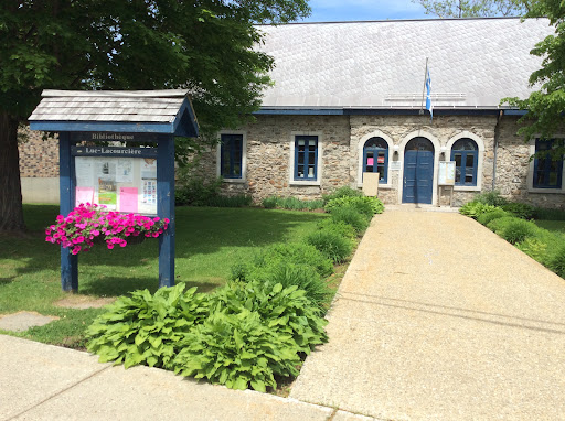 Luc-Lacourcière Library in Beaumont - Thumbnail