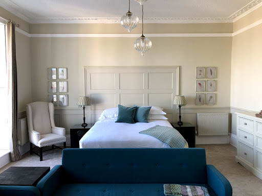 CB Decor - Thumbnail