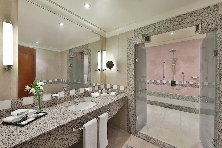 Madinah Hilton by null