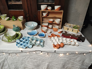 Photo n°1 de L'atelier de Zoé à Saint-Bonnet-de-Chavagne (Cours de poterie)