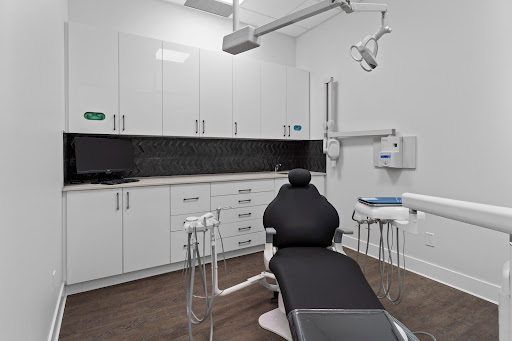 Aster Dental Centre - Visual