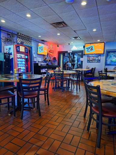 Mattingly's Sports Bar & Grill Gallery - United States