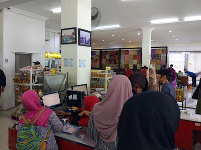 Photos of Toko Pangestu