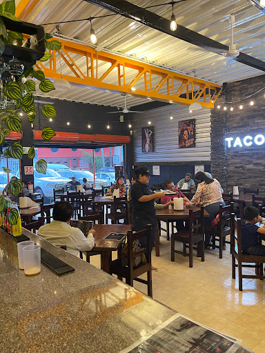 CARBON & BRASA TACOS N´ FRIENDS