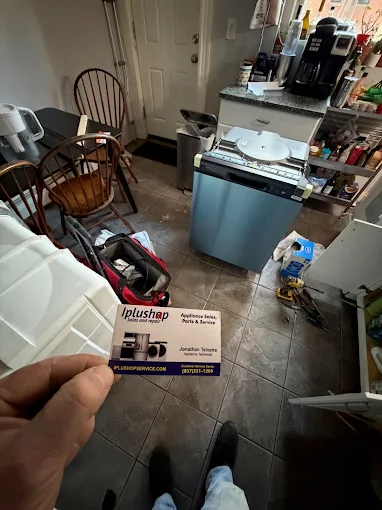 Appliance maintenance and cleaning by iPlushop Service