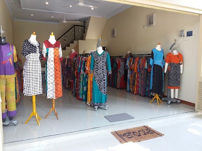 Photos of Batik Fathir