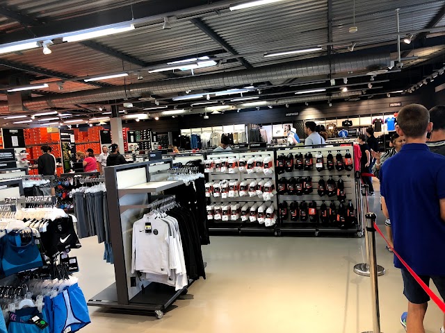 Nike Store