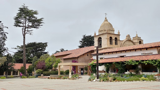 The Serra Memorial Prayer Garden
