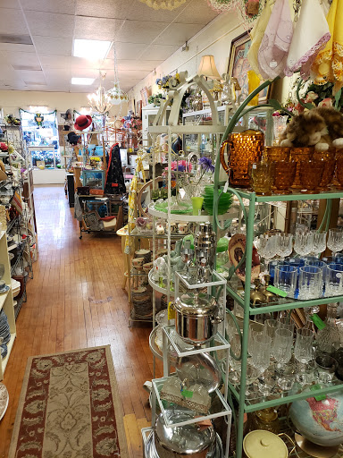 Window Box Antiques - Thumbnail