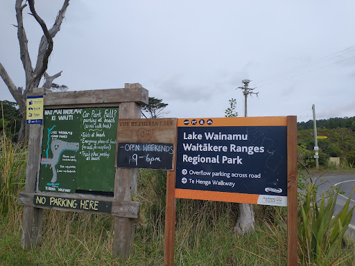 Lake Wainamu Car Park& Entrance - Thumbnail