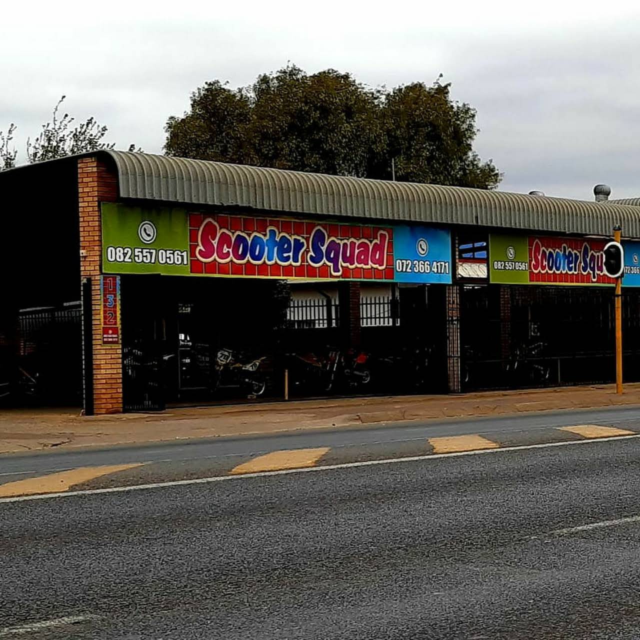 Scooter squad accessories Motorcycle Dealer in Jansen Park