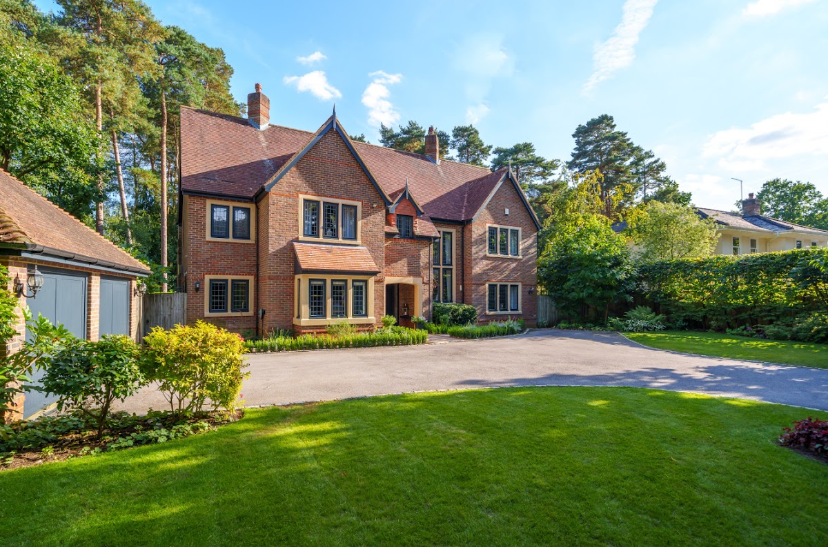 Knights Property Services | Estate Agents & Letting Agents in Camberley