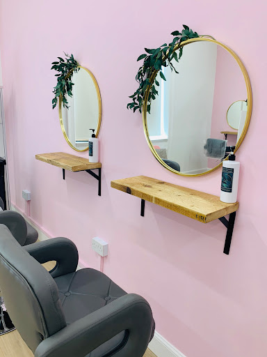 LC Hair + Beauty - Thumbnail