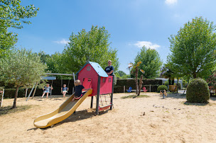 Photo n°41 de Camping La Ferme des 4 chênes à Urt (Terrain pour camping-cars)