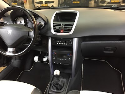 Photos of Water And Steam Car Wash