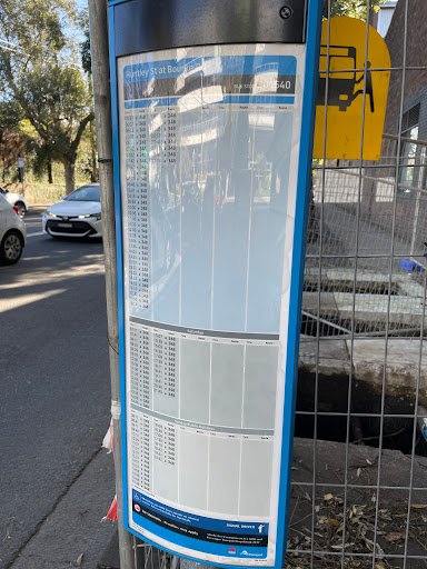 Huntley St at Bourke Rd